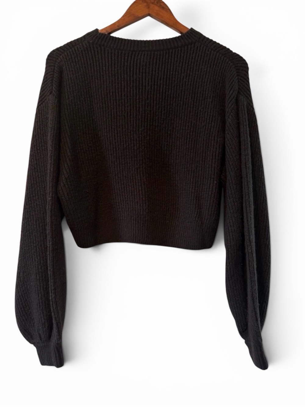 H&M Black Cropped Ribbed Knit Sweater